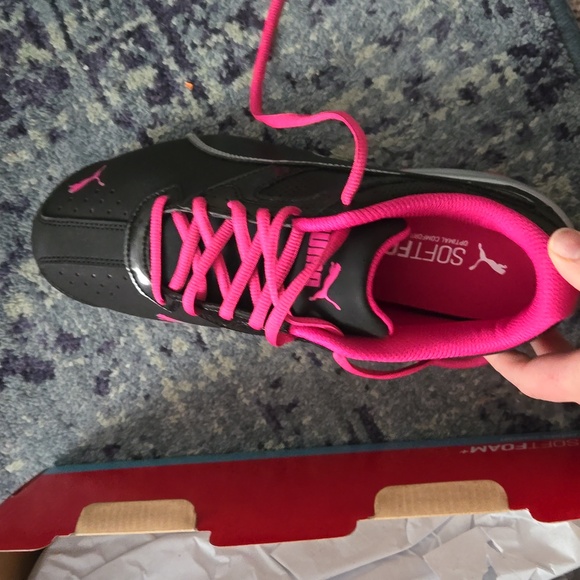 Puma Tazon Pink and Black Sneakers Size 10 - Picture 2 of 7